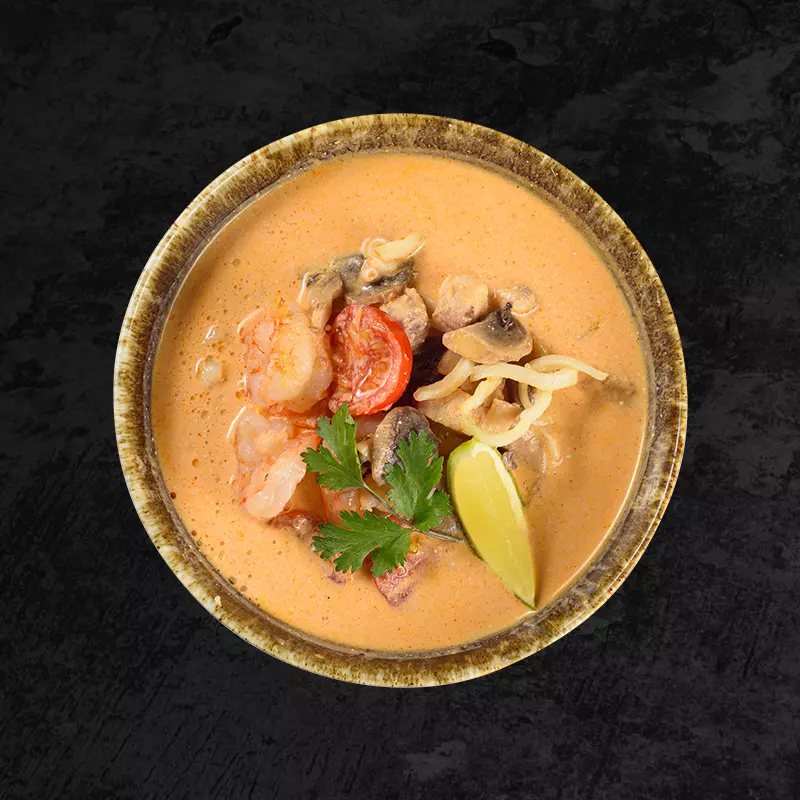 Том ям с морепродуктами