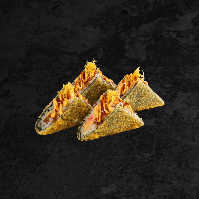 Сэндвич из тунца и  лосося в спайс соусе