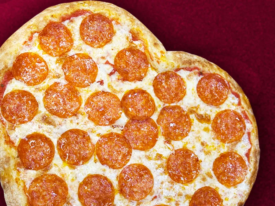 Пепперони в форме сердца