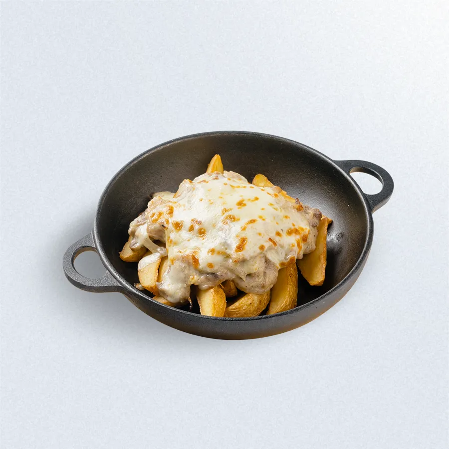 Свинина с картофелем по - деревенски под грибным соусом