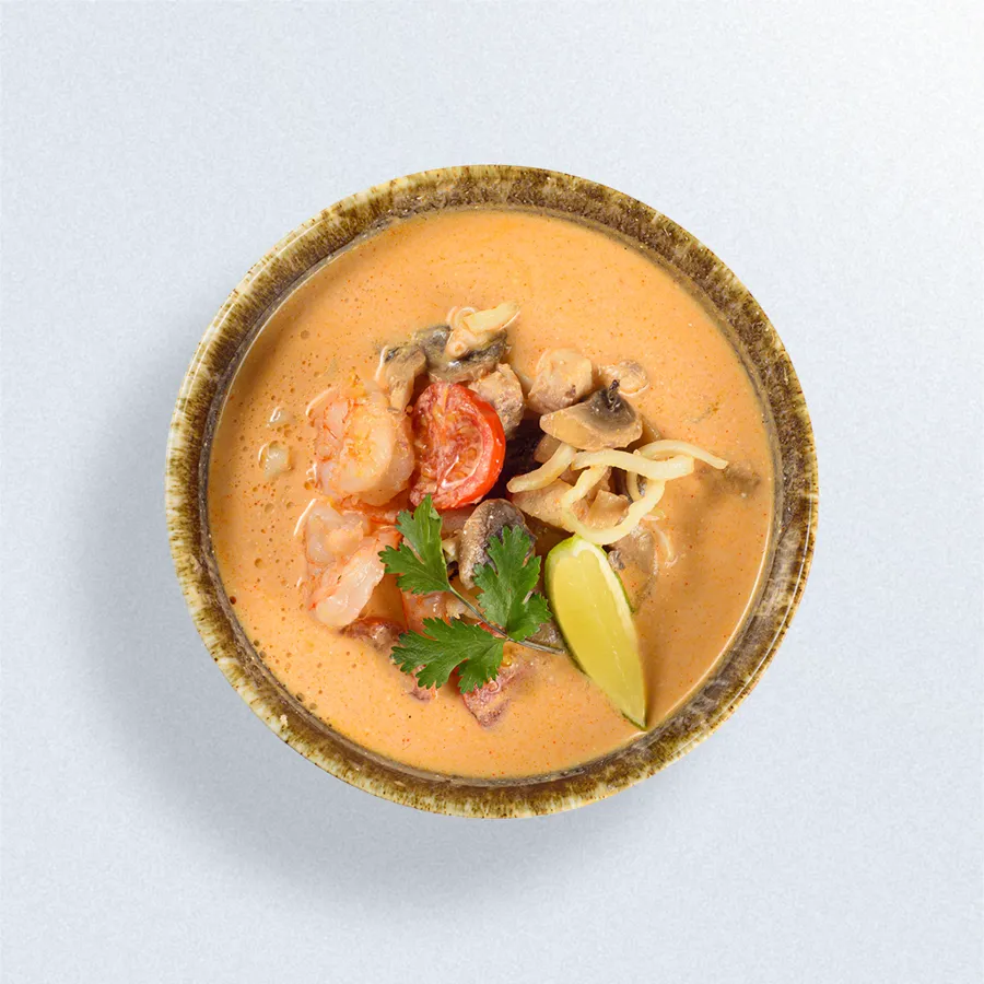 Том ям с морепродуктами